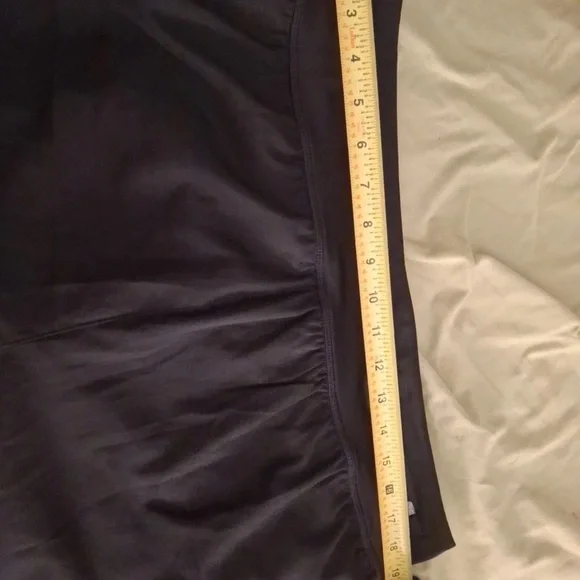 Nike Women's Black Athletic Shorts - Picture 5 of 7